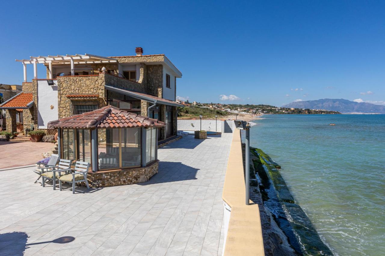 Casa Vacanza Barbera - In Riva Al Mare Vila Trappeto  Exterior foto
