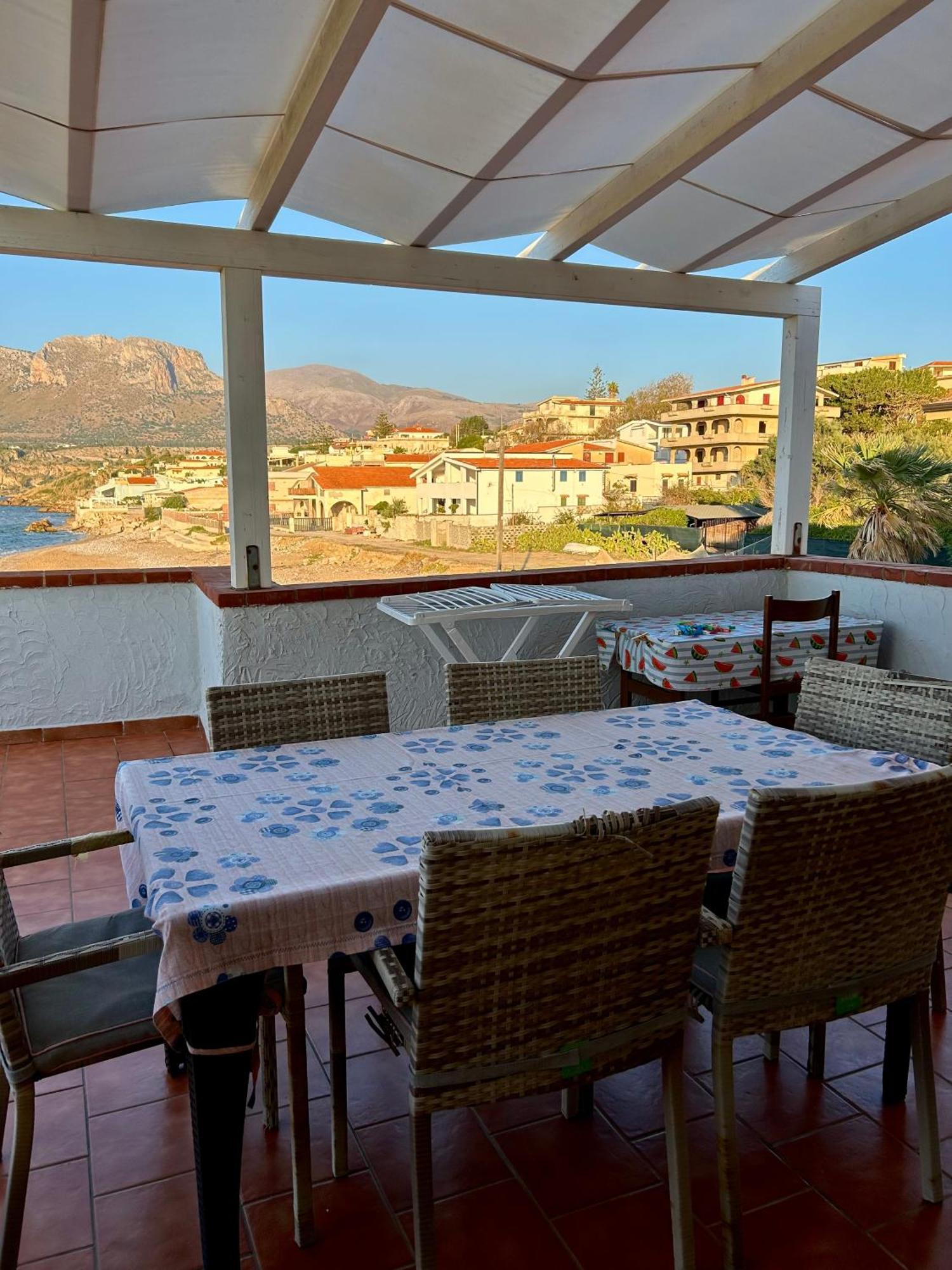Casa Vacanza Barbera - In Riva Al Mare Vila Trappeto  Exterior foto